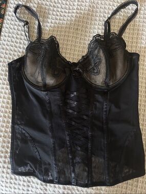 Victoria’s Secret very Sexy corset 36b